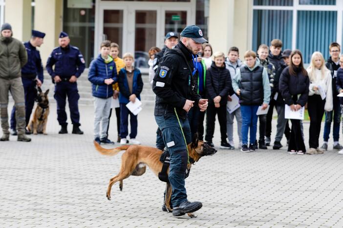 Policijos kinologų daugiakovės pirmenybių apdovanojimai